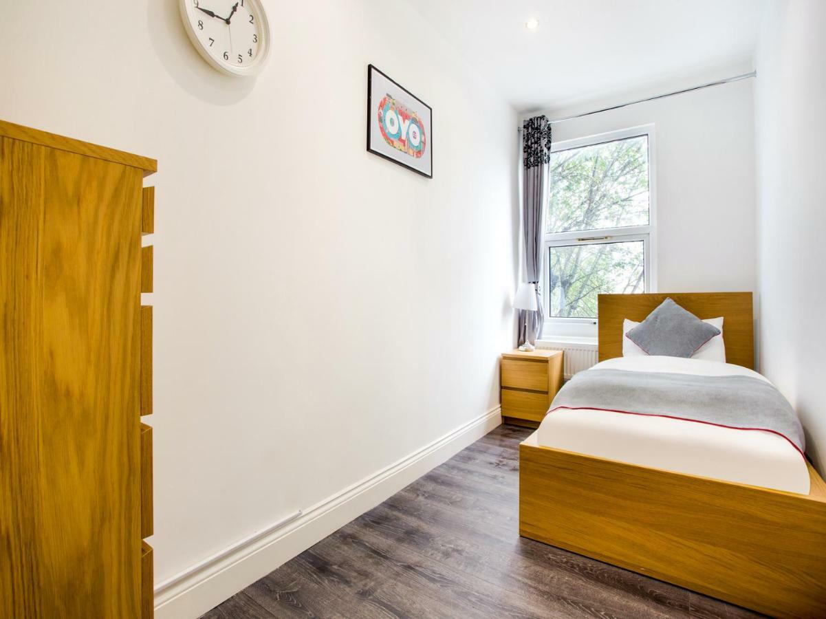 The Broadway Hotel - London Heathrow Southall Eksteriør billede